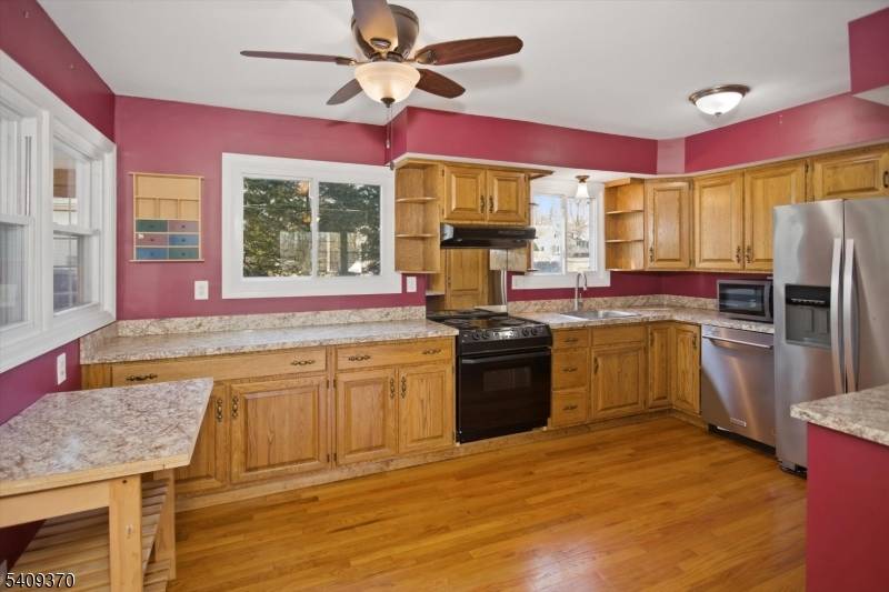 4 Terry Ln, Wharton Boro, NJ 07885