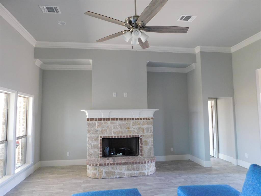 1166 Whirlaway, Terrell, TX 75160