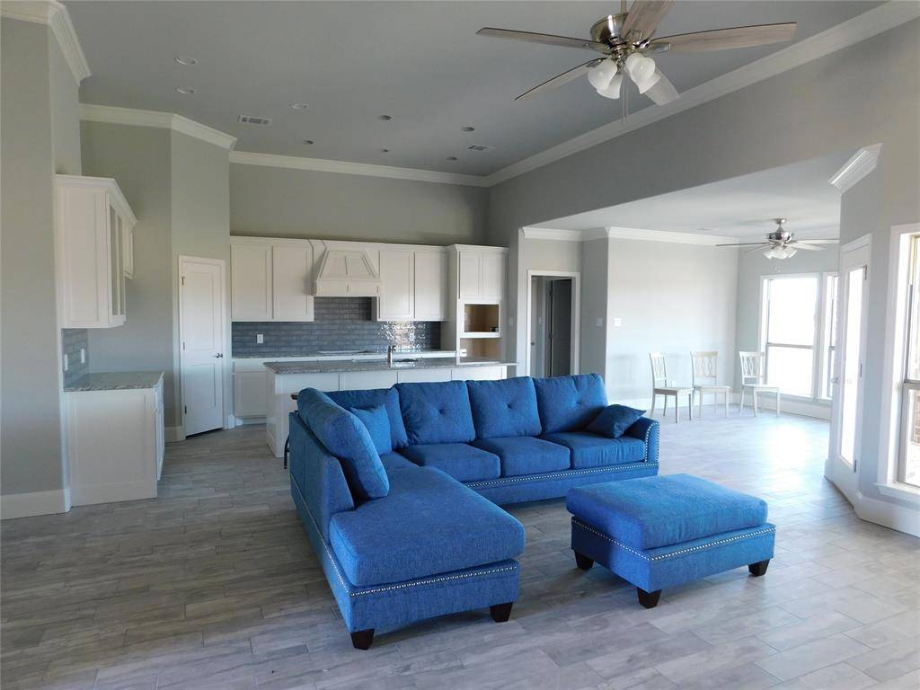 1166 Whirlaway, Terrell, TX 75160
