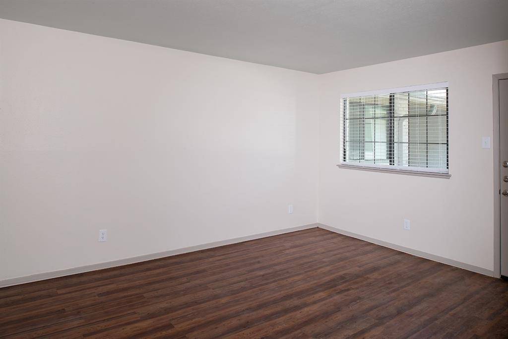 4708 Abbott Avenue #4708-103, Highland Park, TX 75205
