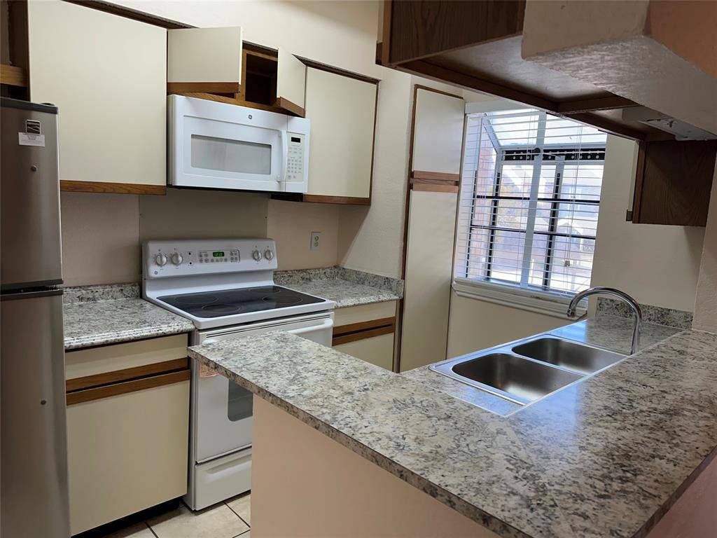 1700 Amelia Court #523, Plano, TX 75075