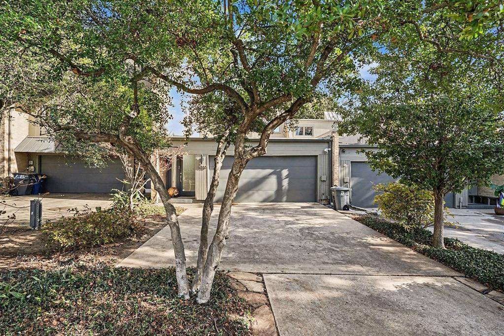 4020 Buena Vista Street, Dallas, TX 75204