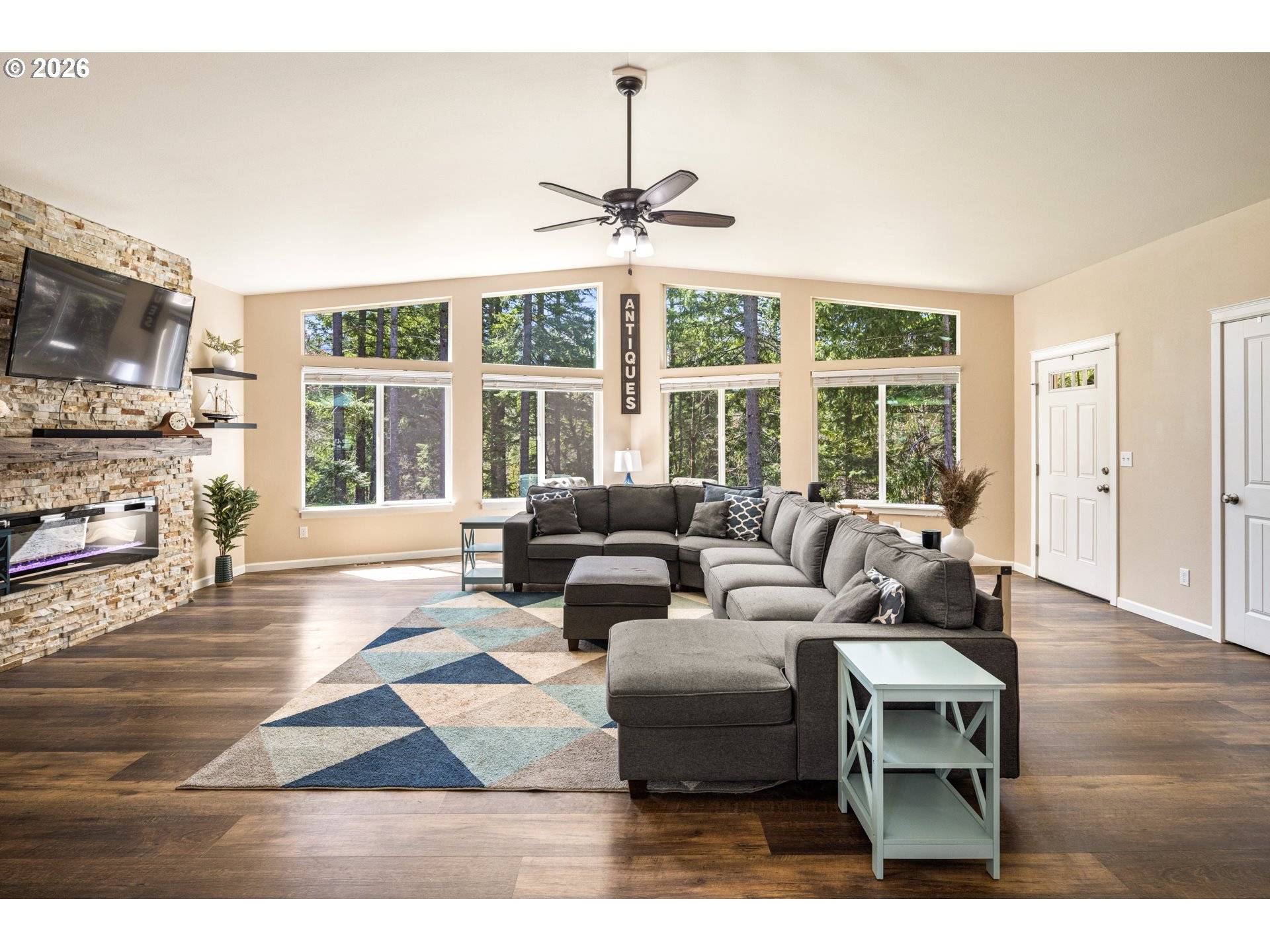 1452 LACOCK KELCHNER RD, Underwood, WA 98651