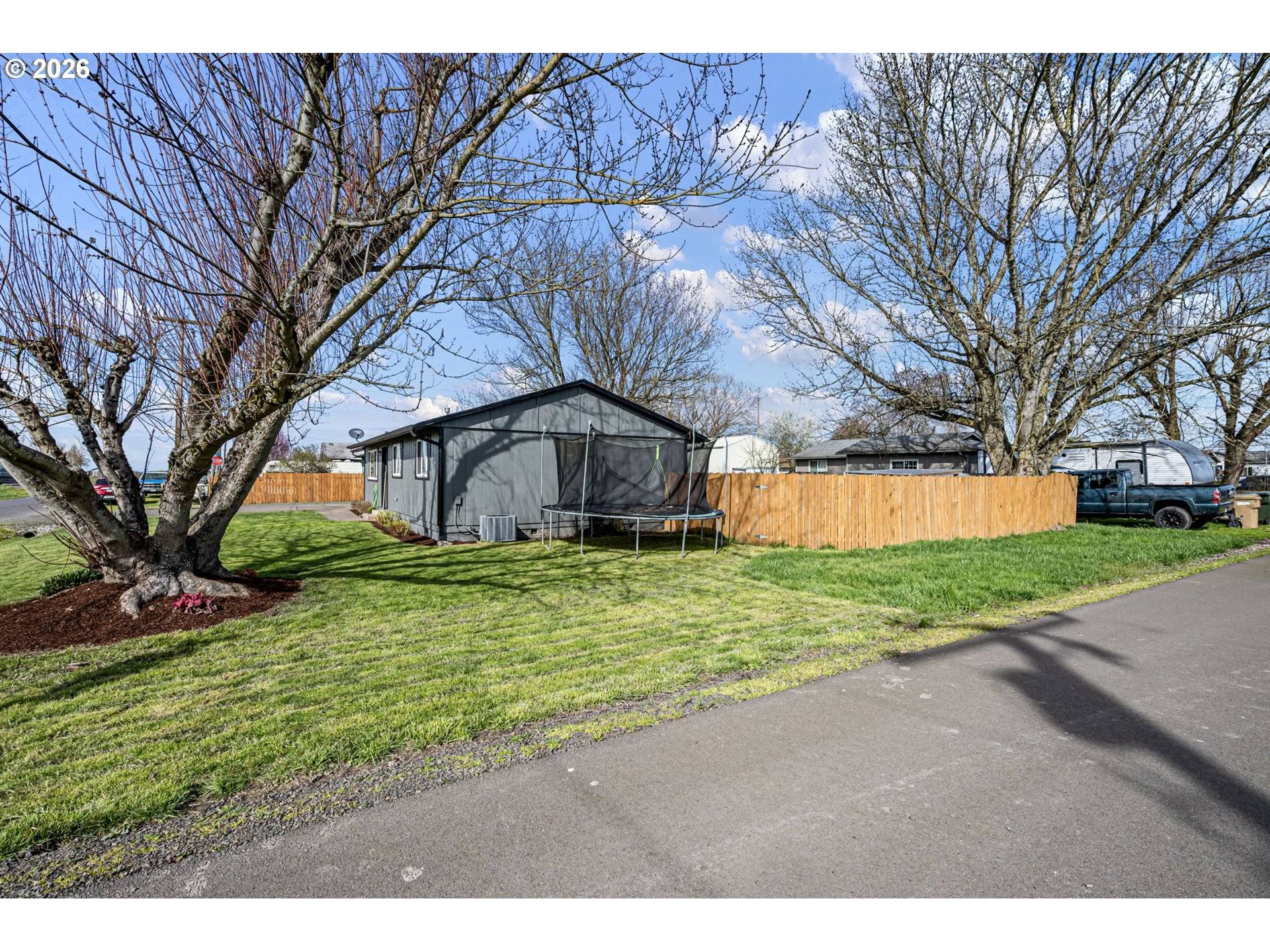 86 E 2ND ST, Halsey, OR 97348