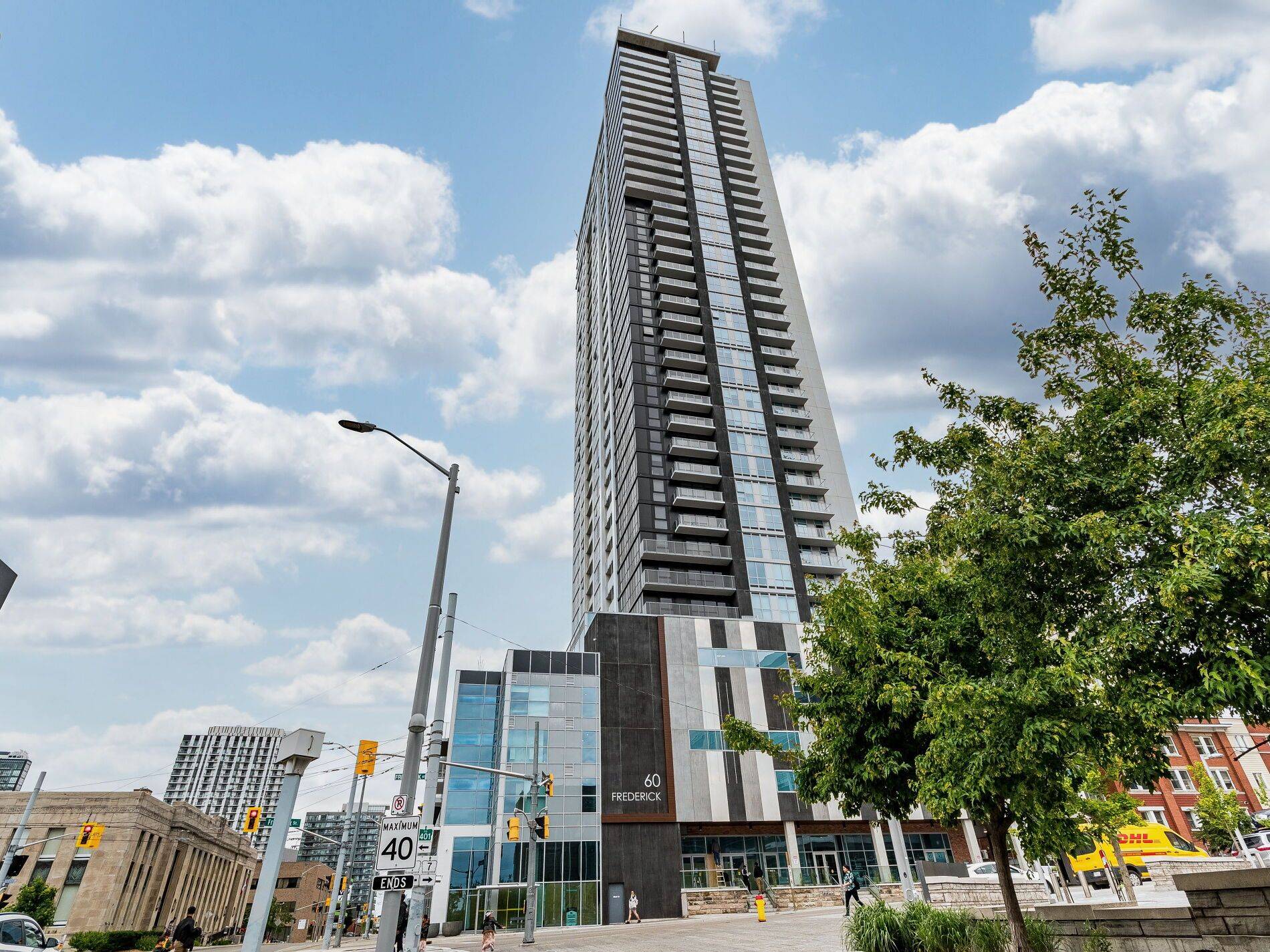 60 Frederick ST #1409, Kitchener, ON N2H 0C7