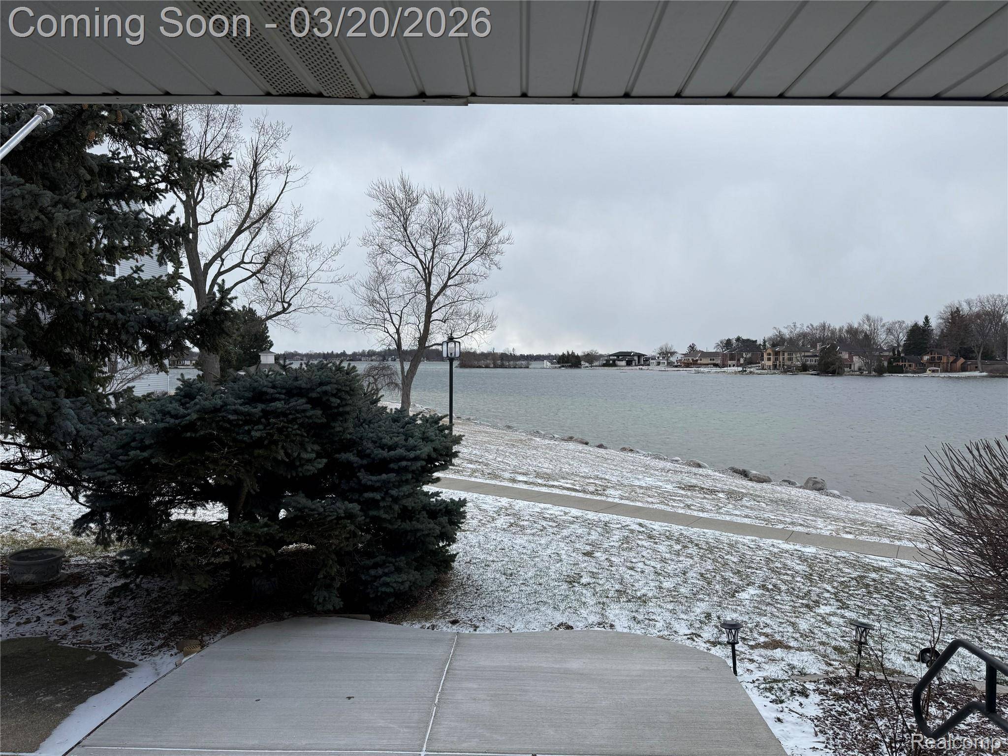 3553 Port Cove DR #34, Waterford Charter Township, MI 48328