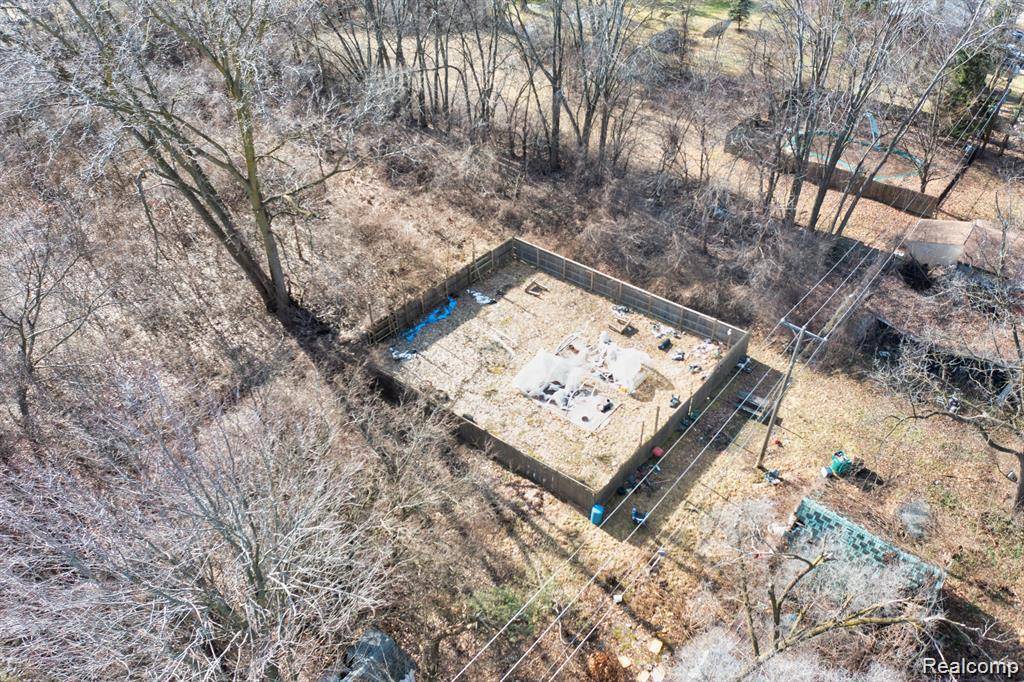 30905 Beverly RD, Romulus, MI 48174