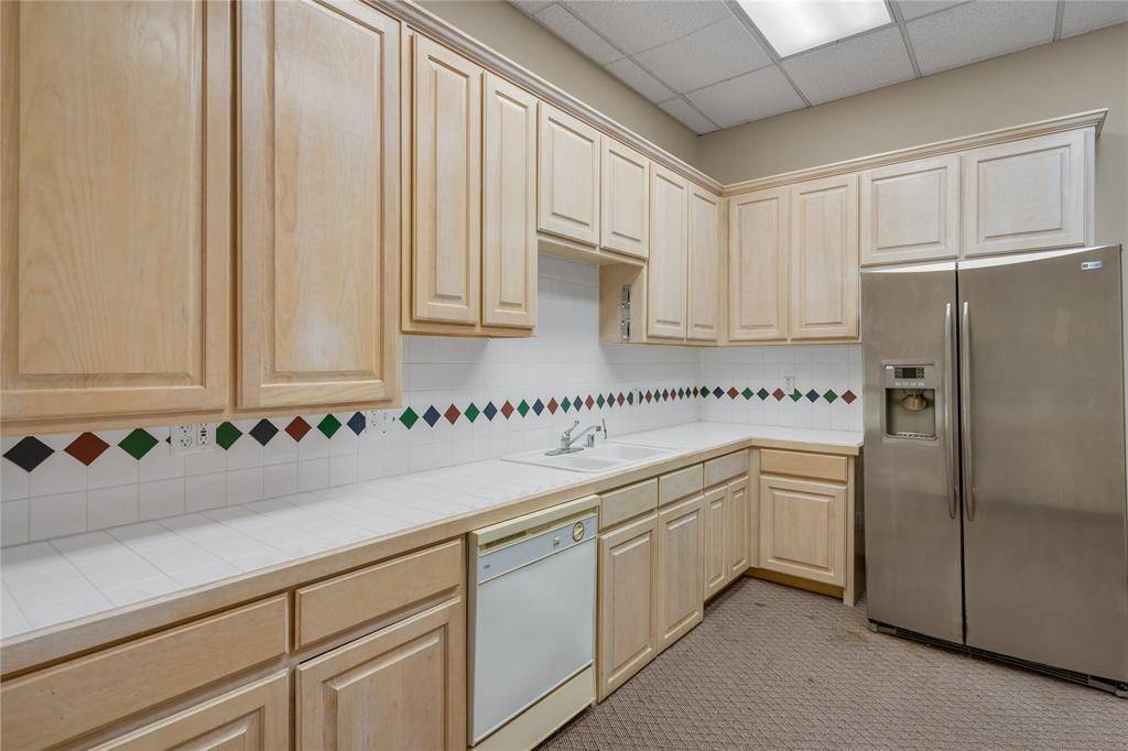 1001 Hampshire Lane, Richardson, TX 75080