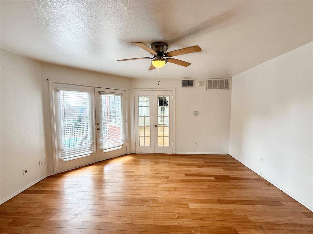 9839 Walnut Street #305, Dallas, TX 75243