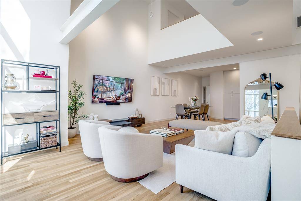 3340 Miro Place, Dallas, TX 75204