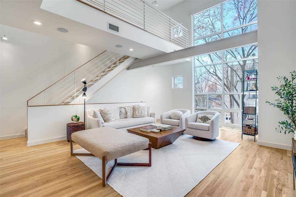 3340 Miro Place, Dallas, TX 75204