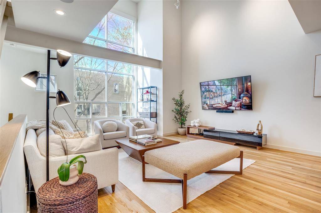 3340 Miro Place, Dallas, TX 75204