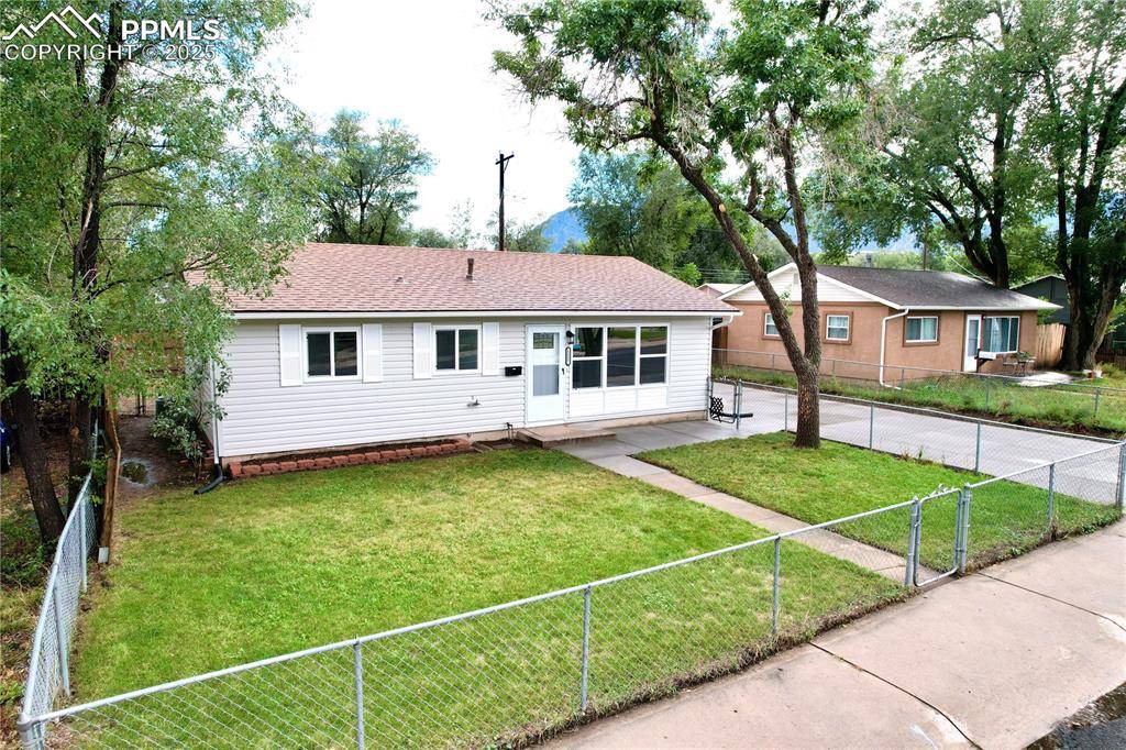 1117 Montrose AVE, Colorado Springs, CO 80905