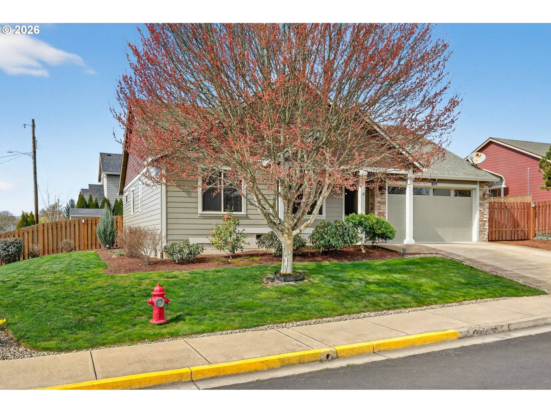 601 N 6TH ST, Carlton, OR 97111