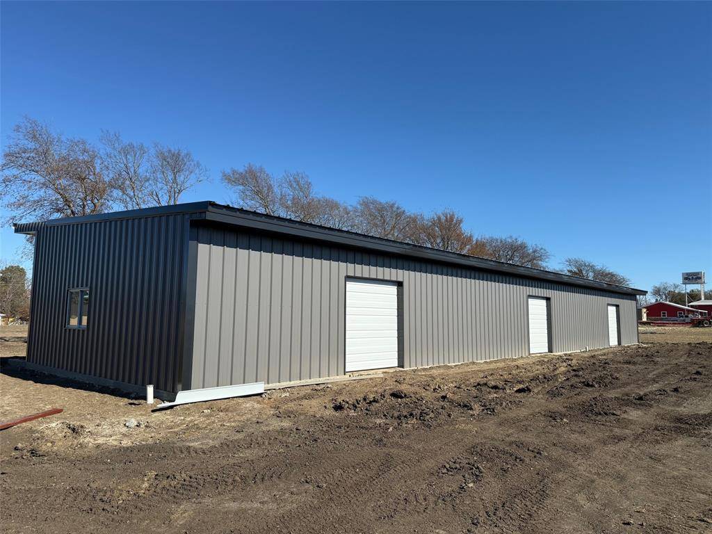 1095 W Front Highway #1,2,3, Blossom, TX 75416