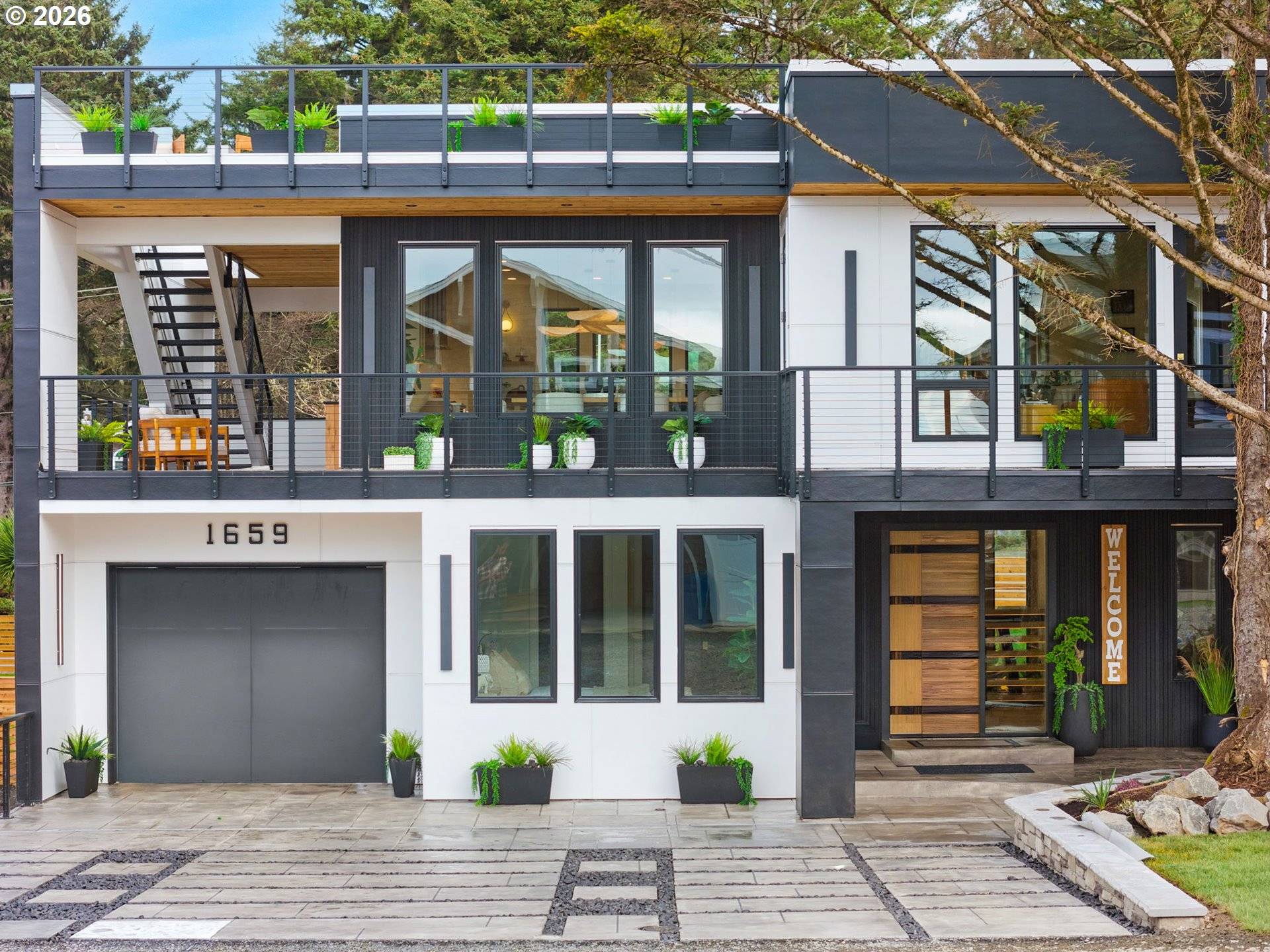 1659 Forest Lawn RD, Cannon Beach, OR 97110