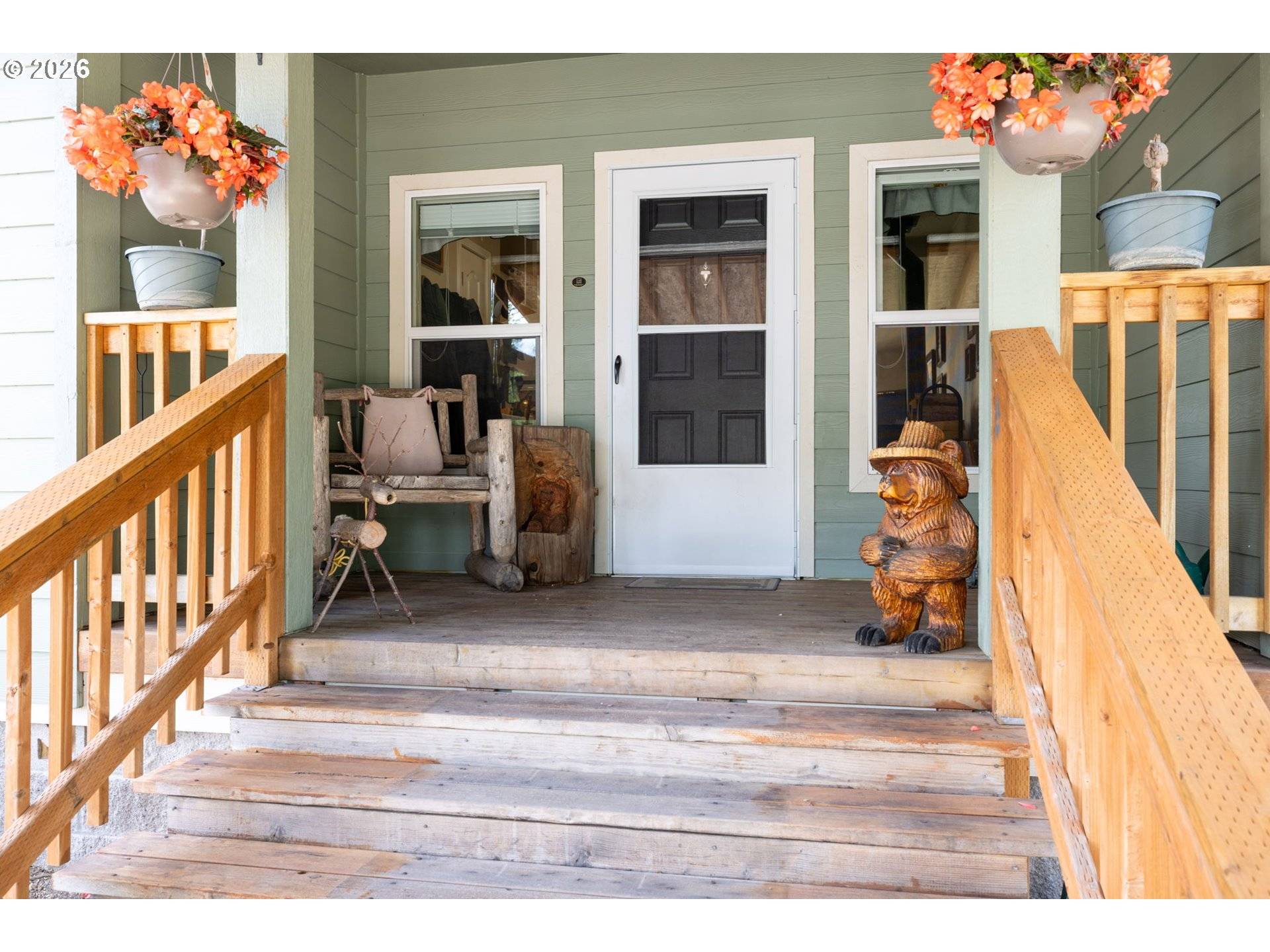 123631 SURVEYOR RD, Crescent Lake, OR 97733