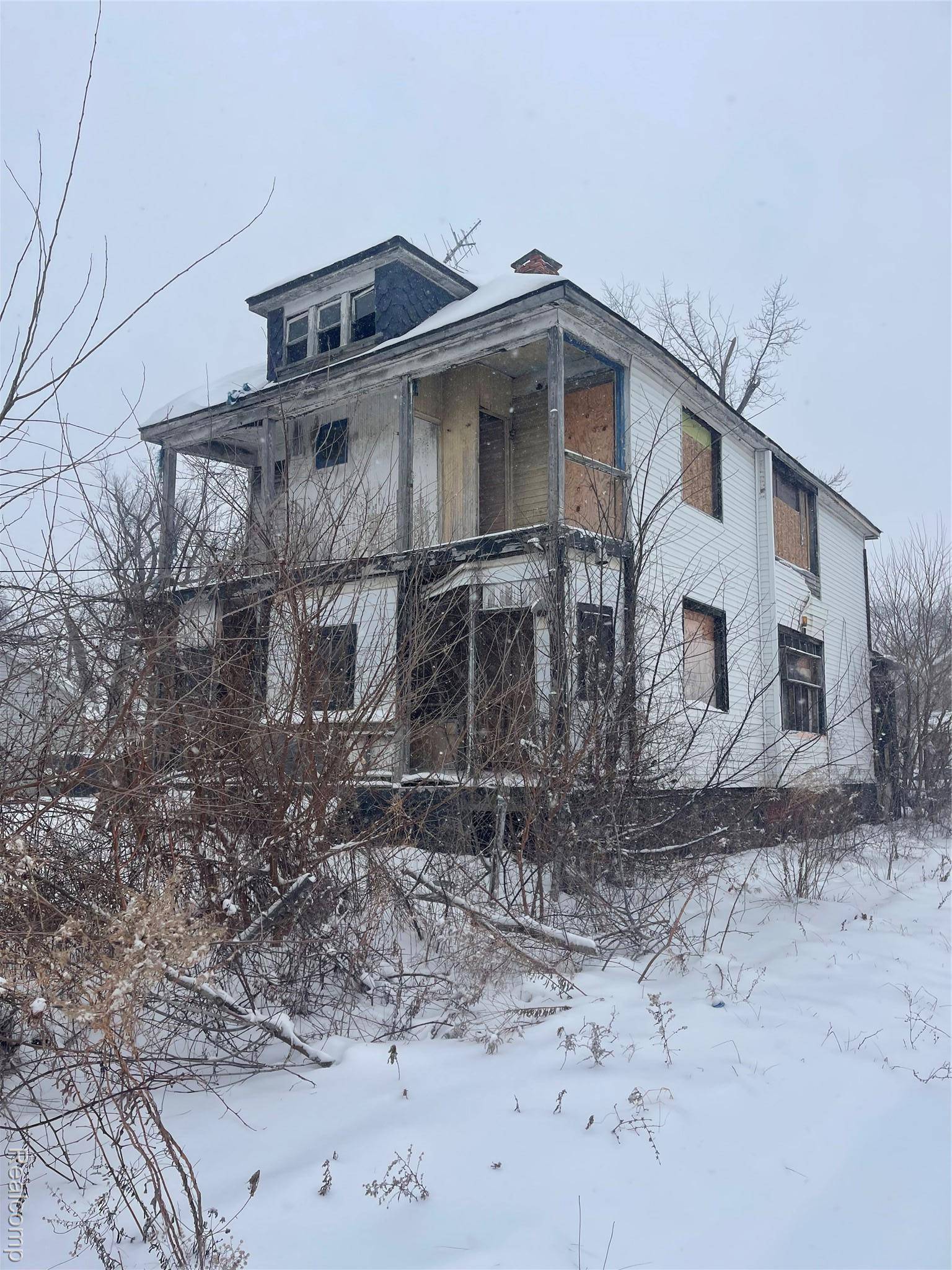 4160 Crane ST, Detroit, MI 48214