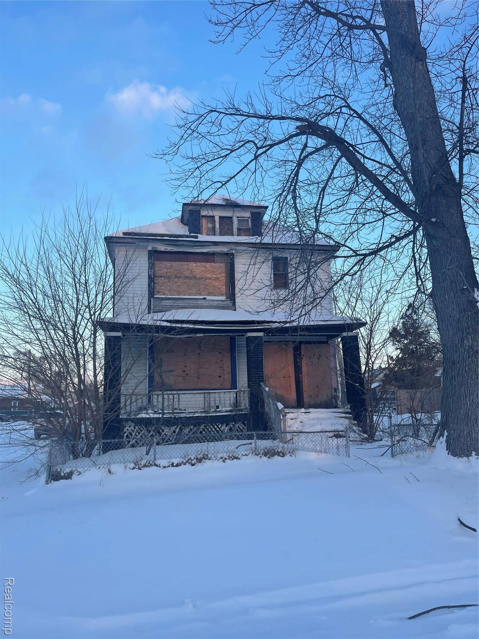 4160 Crane ST, Detroit, MI 48214