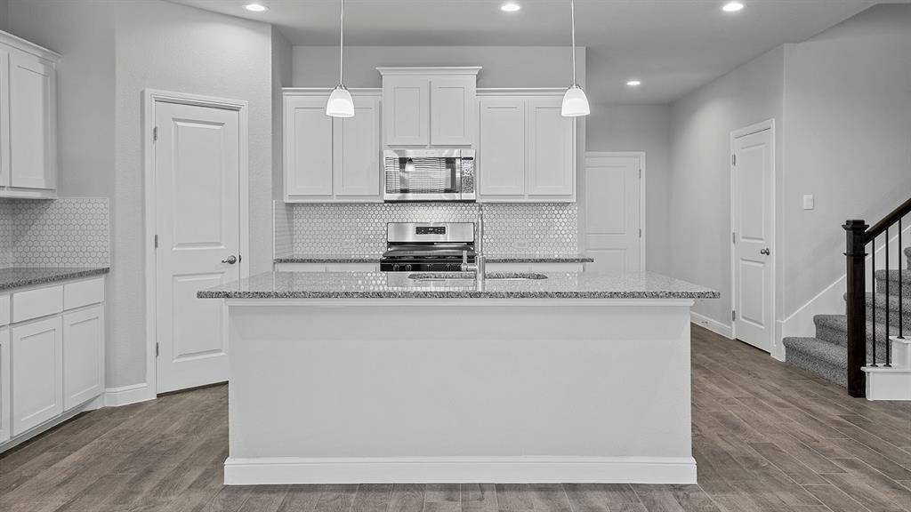 204 WINDMILL Drive, Rhome, TX 76078