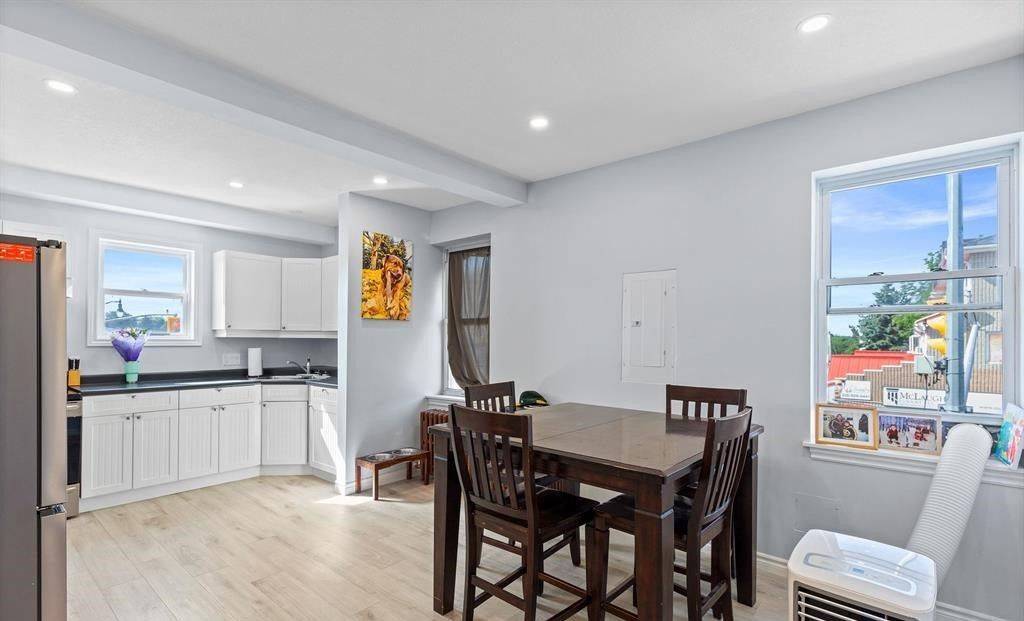 4 ELORA ST N, Minto, ON N0G 1Z0