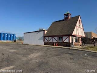 45258 Woodward AVE, Pontiac, MI 48341