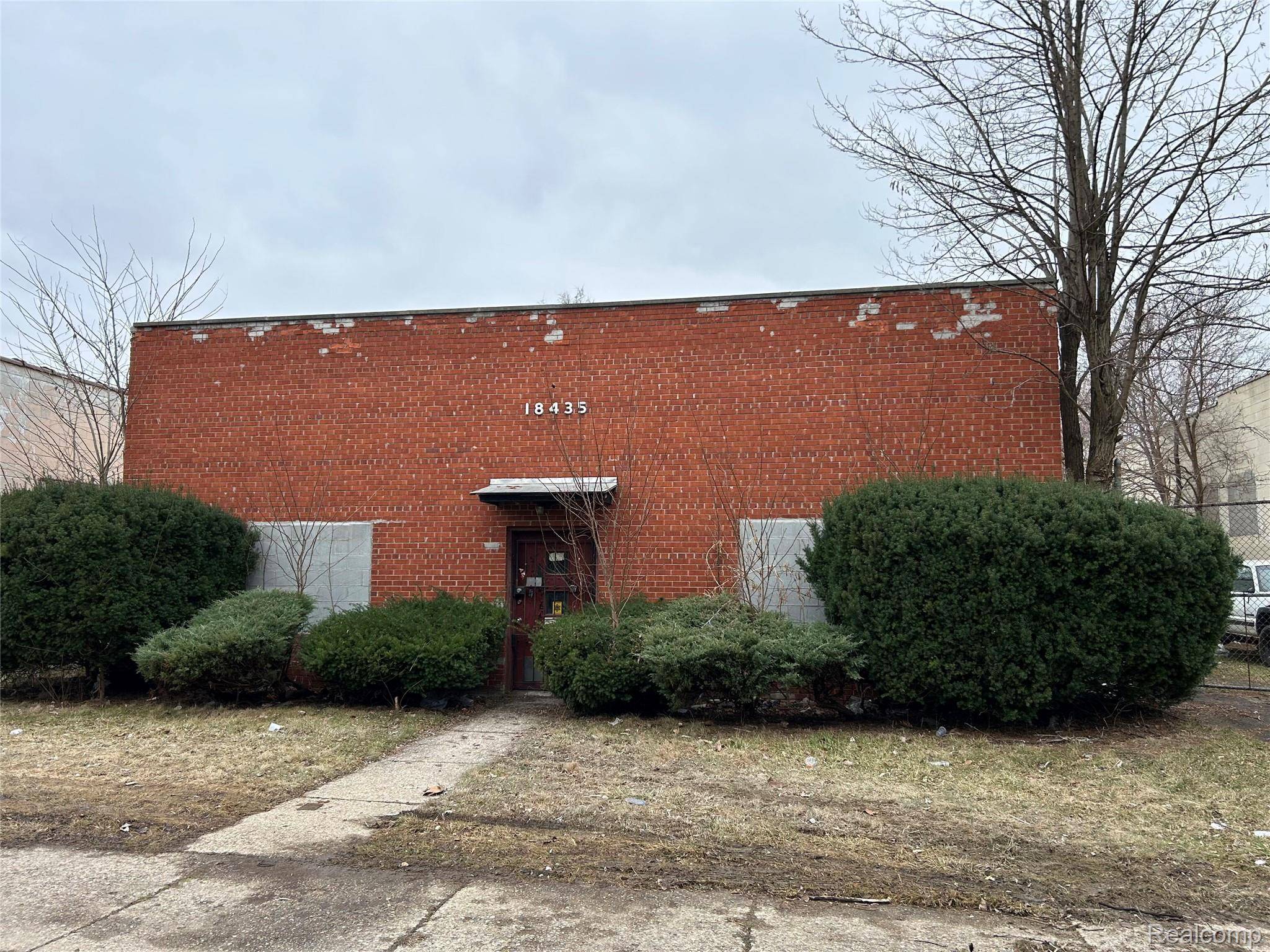 18435 Weaver ST, Detroit, MI 48228