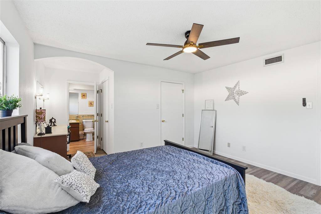 5817 Sandhurst Lane #B, Dallas, TX 75206