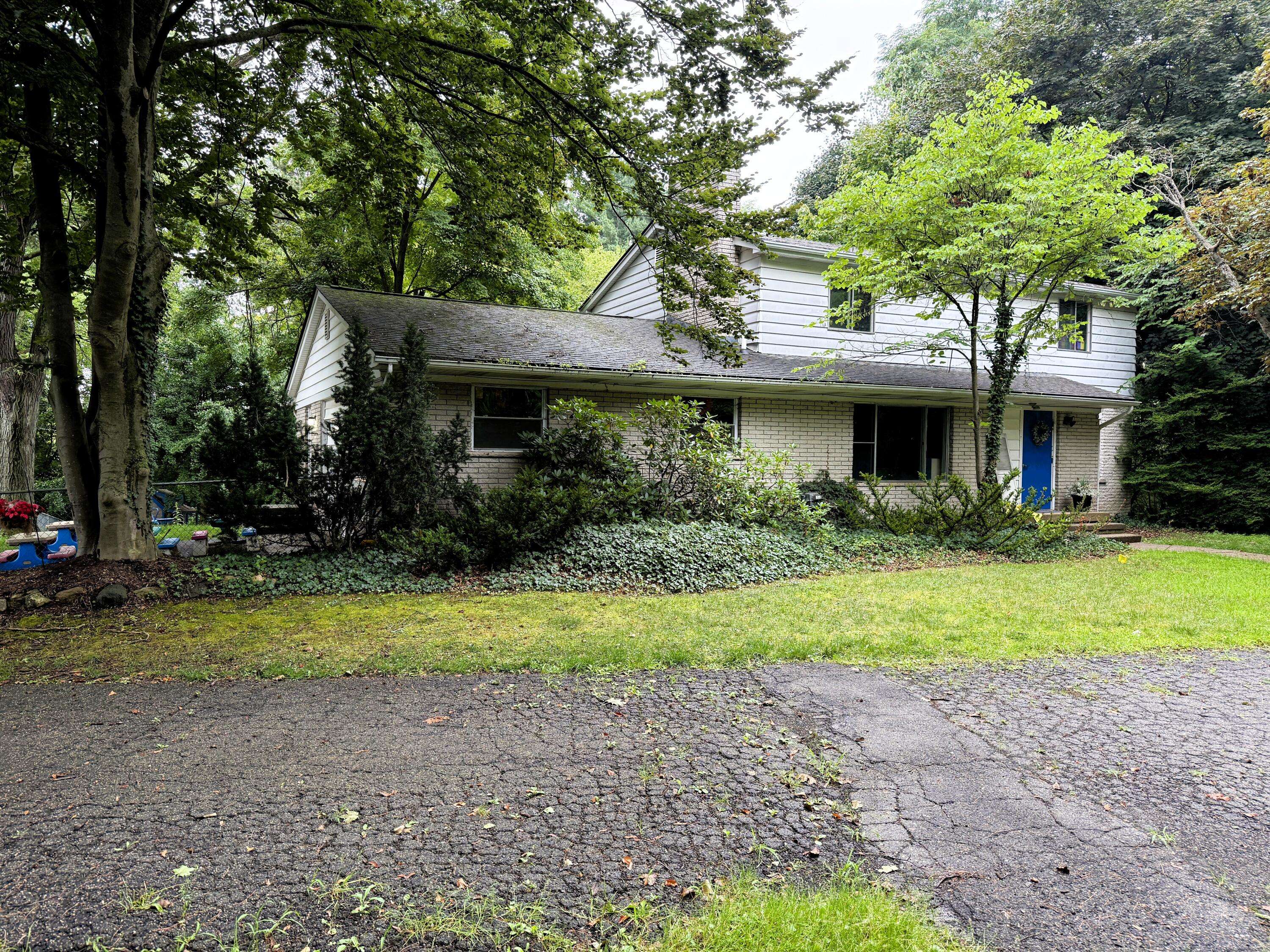 3600 S Old US Highway 23, Brighton Twp, MI 48114