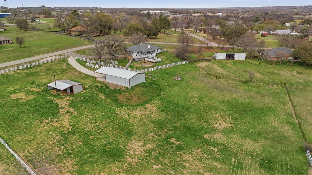 102 Dawn Circle, Weatherford, TX 76086