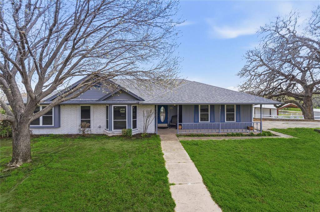 102 Dawn Circle, Weatherford, TX 76086