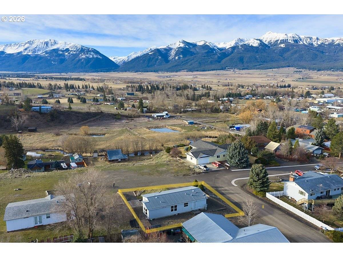 801 RESIDENCE ST, Enterprise, OR 97828