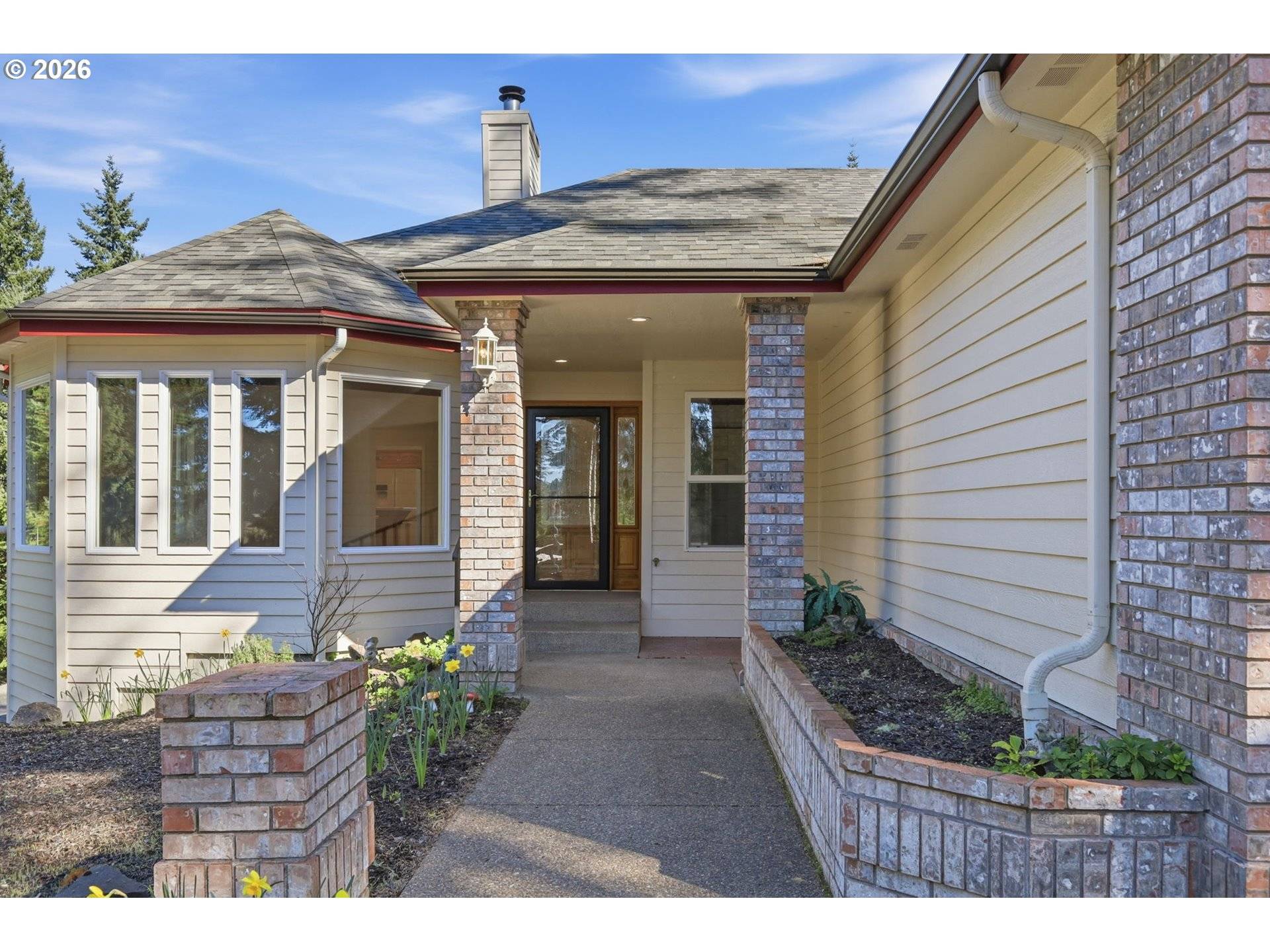 82155 BEAR CREEK RD, Creswell, OR 97426