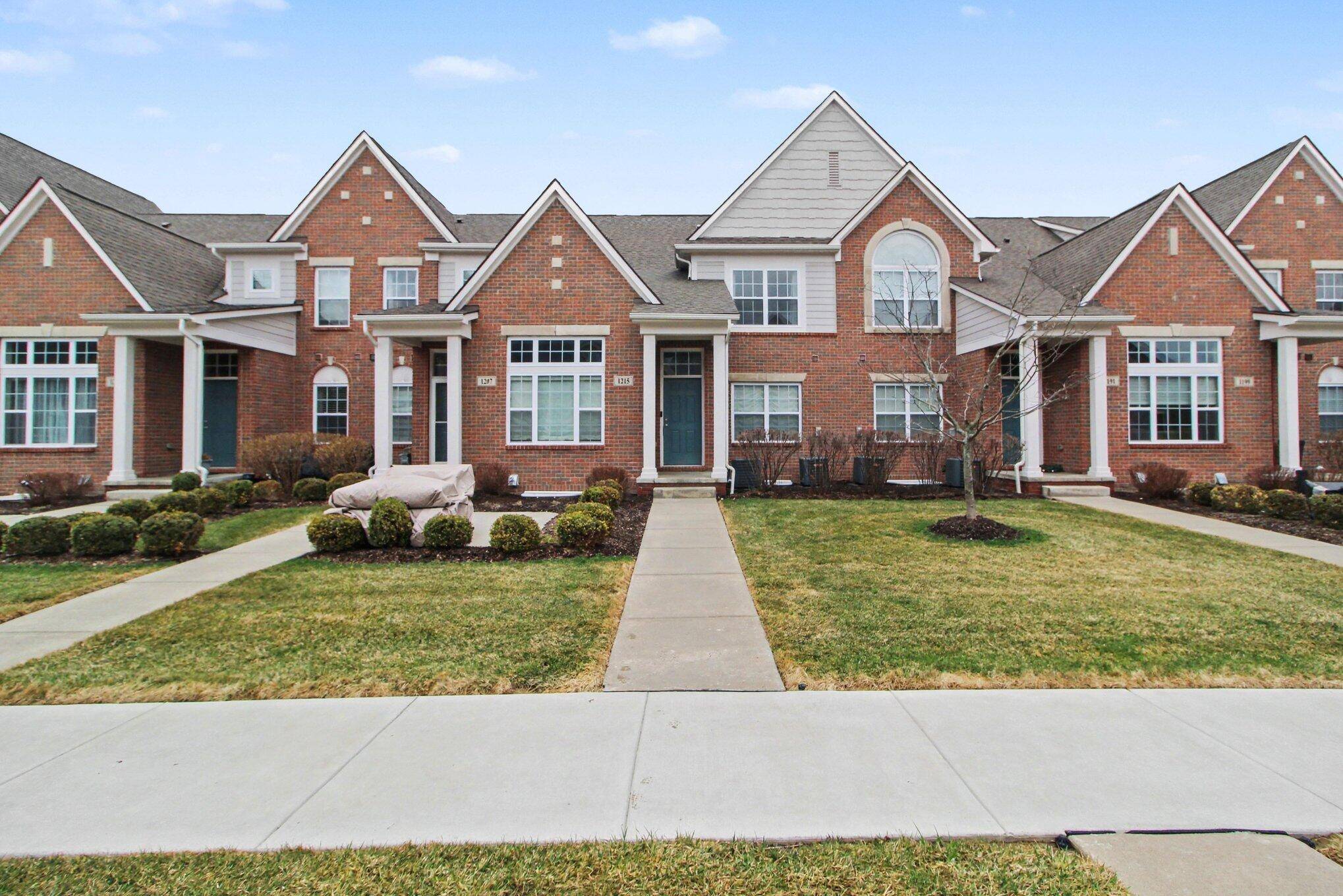 1215 Orchid CIR, Canton Twp, MI 48187