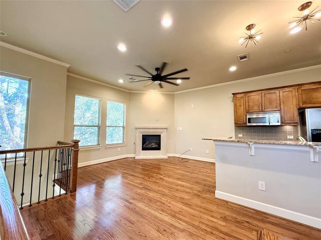 7333 Valley View Lane #101, Dallas, TX 75240