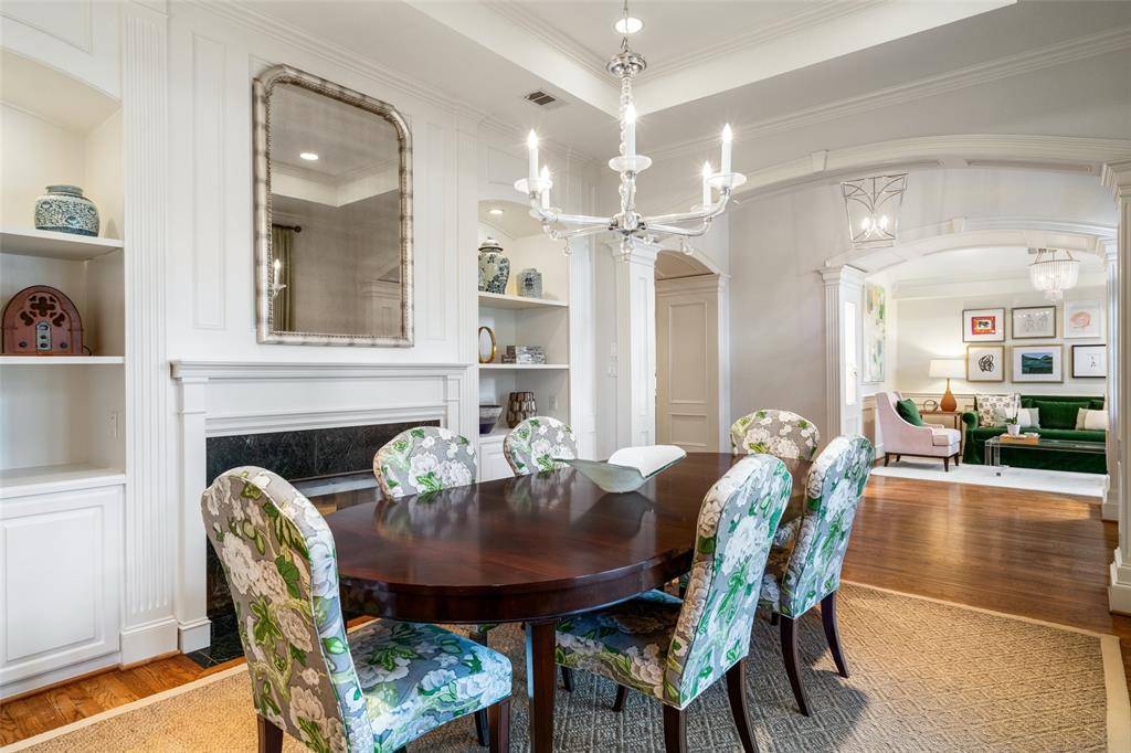 4710 Bobbitt Drive, Dallas, TX 75229