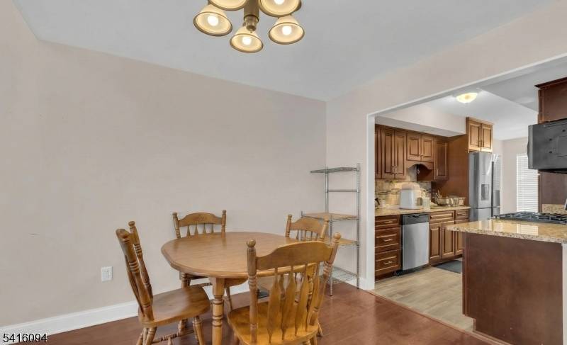 91 Delaware Ln #91, Branchburg Twp., NJ 08876