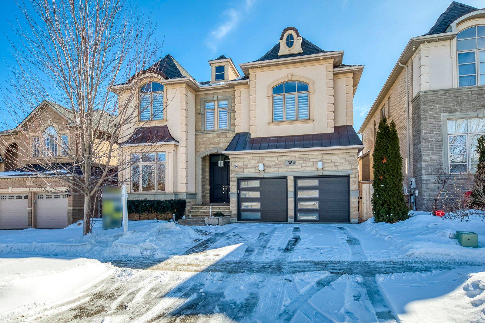 1384 Pinery CRES, Oakville, ON L6H 7J7
