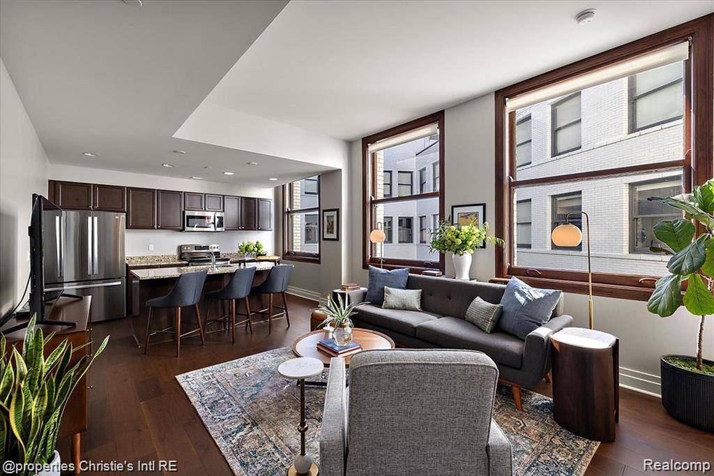 1 Park AVE #1604, Detroit, MI 48226