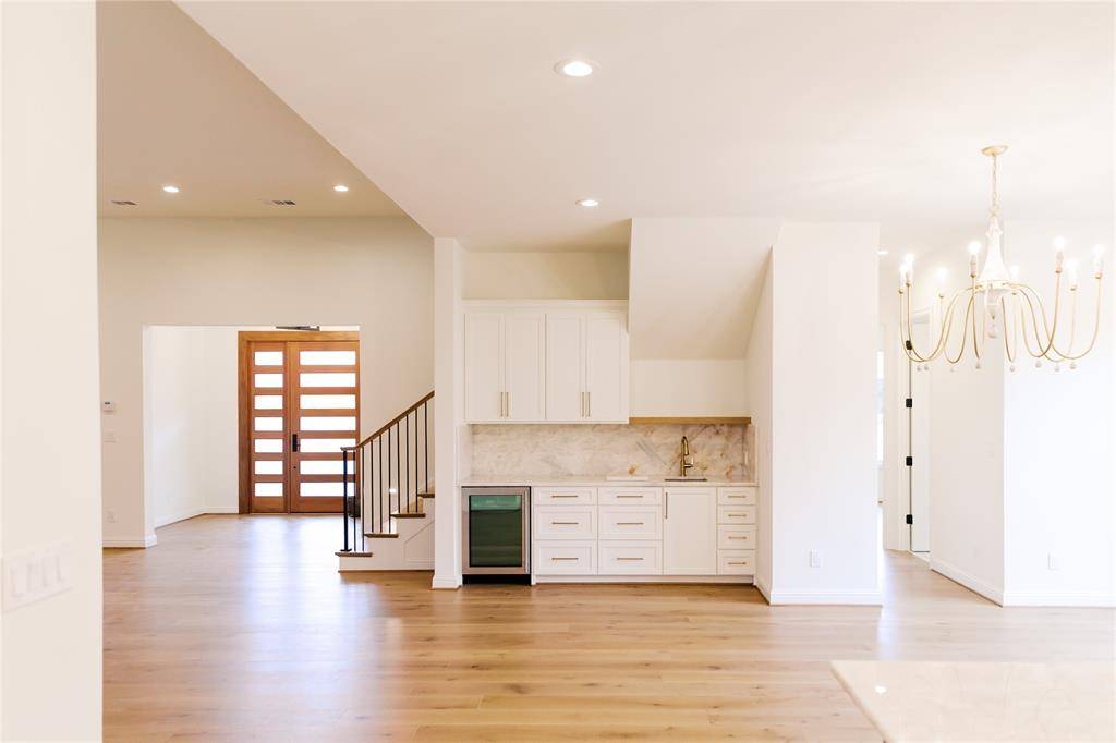 10930 Beauty Lane, Dallas, TX 75229