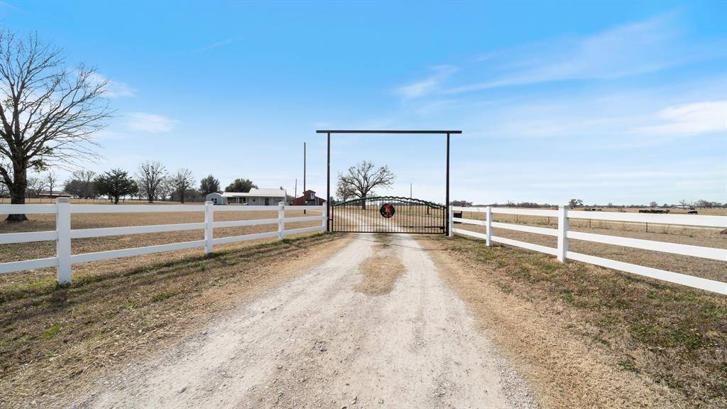 810 Vz County Road 2305, Canton, TX 75103