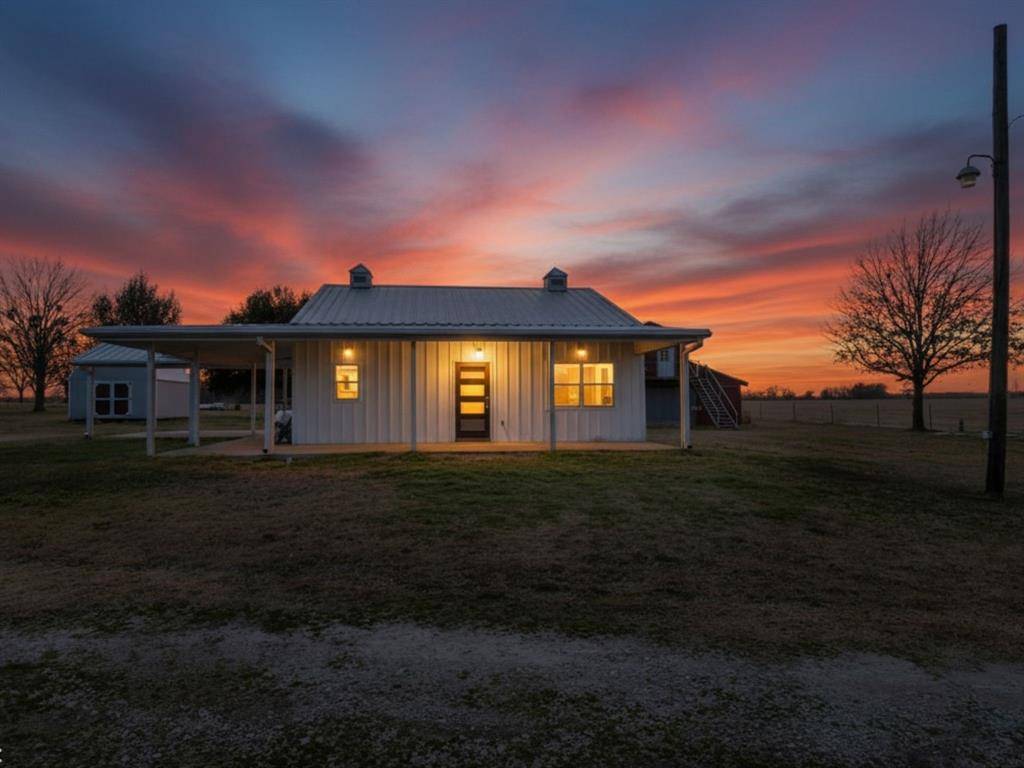 810 Vz County Road 2305, Canton, TX 75103