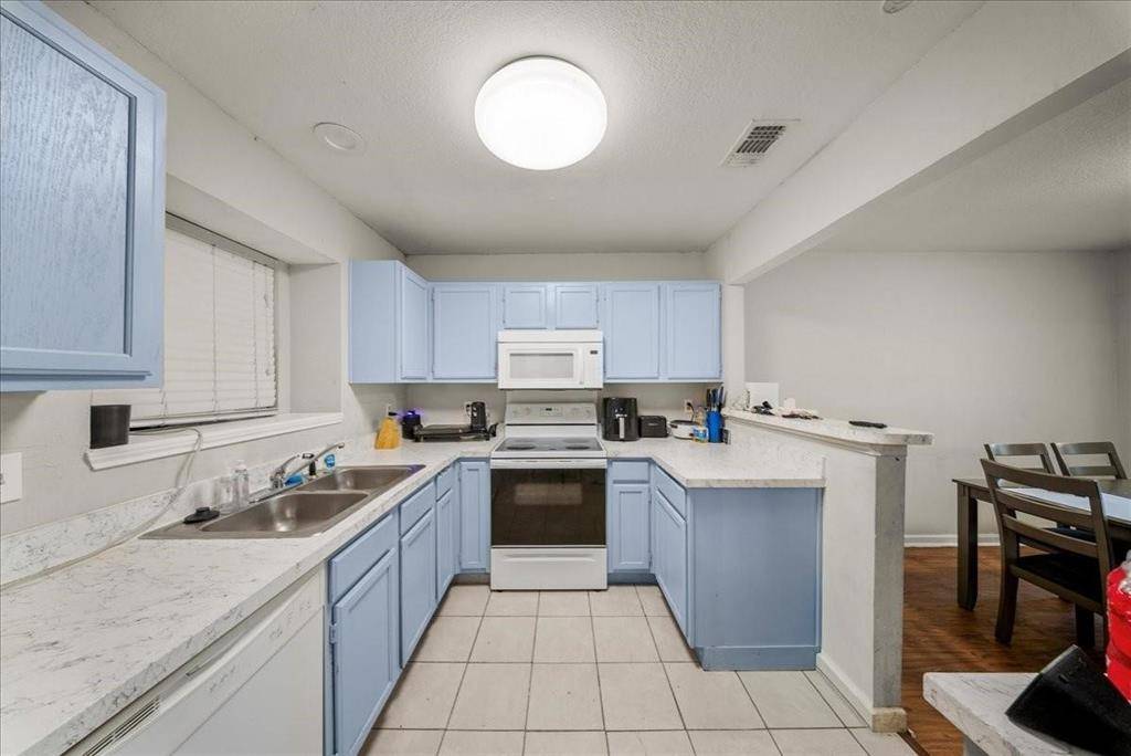 1700 Wheatfield Drive, Mesquite, TX 75149