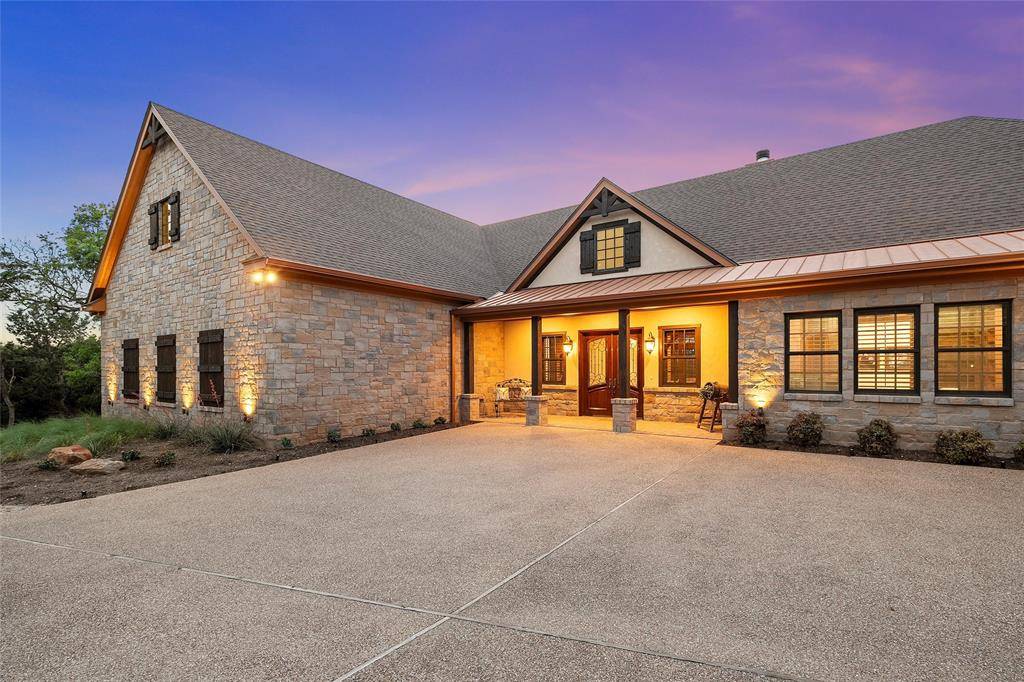 240 Lost Creek, China Spring, TX 76633