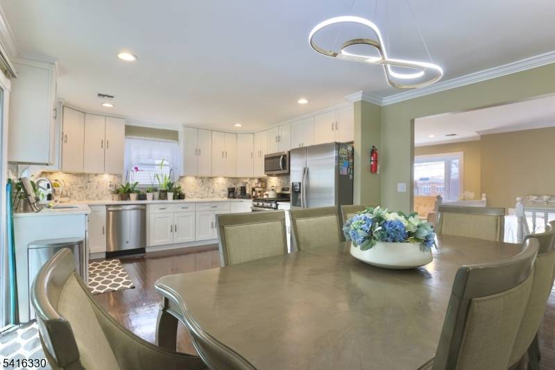 362 Washington St, Rahway City, NJ 07065