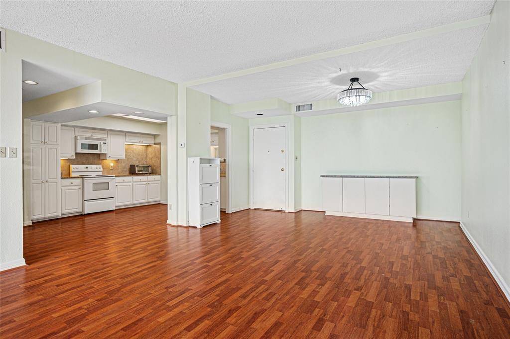 5200 Keller Springs Road #711, Dallas, TX 75248