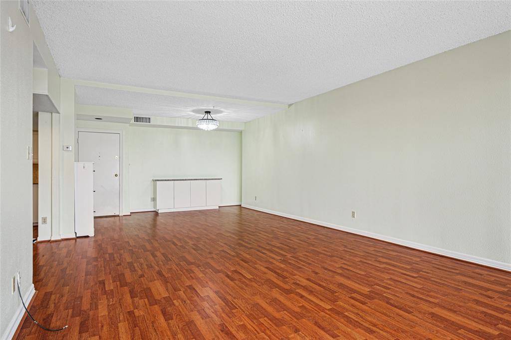 5200 Keller Springs Road #711, Dallas, TX 75248