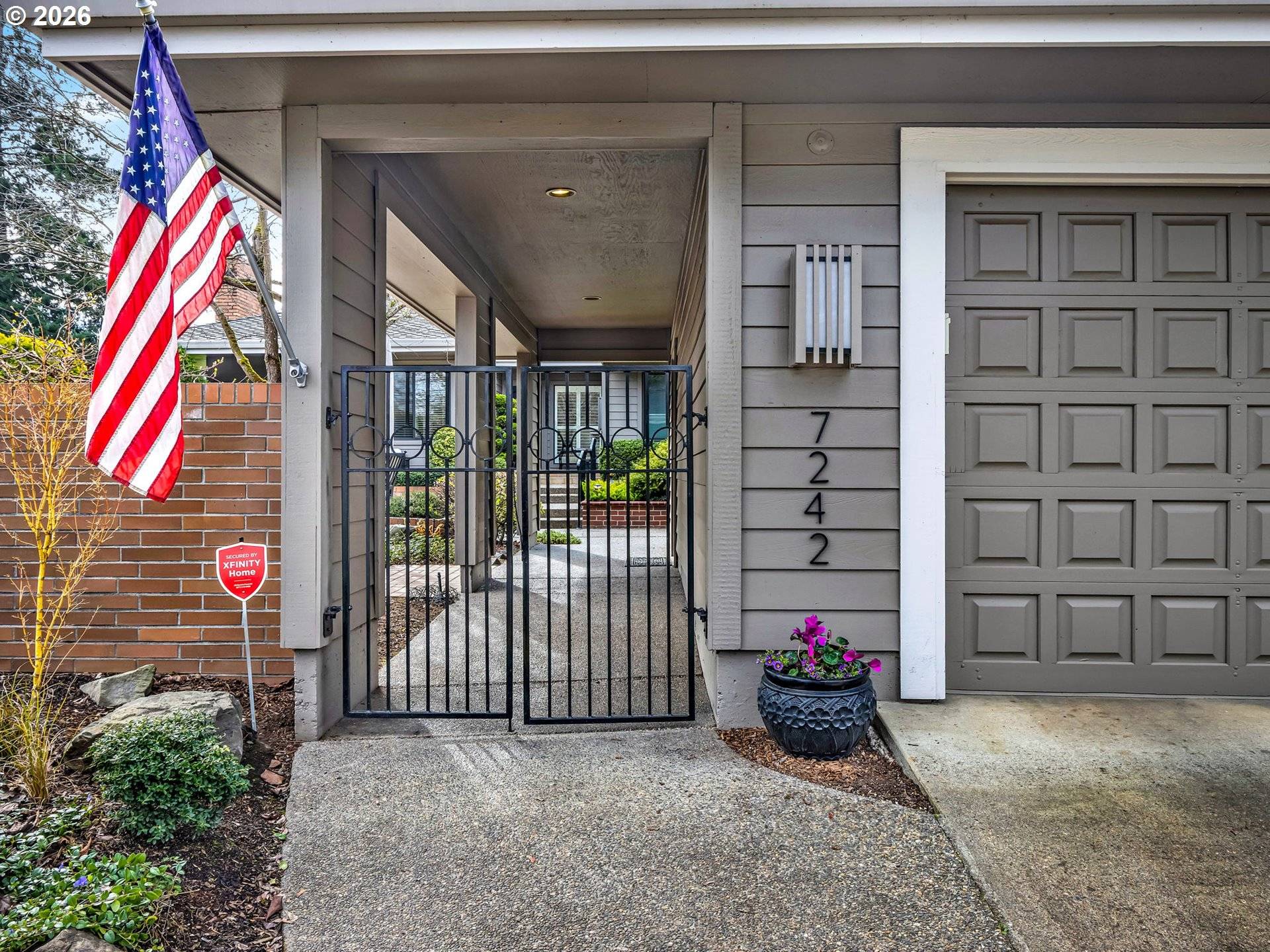 7242 SW LAKE BLUFF CT, Wilsonville, OR 97070