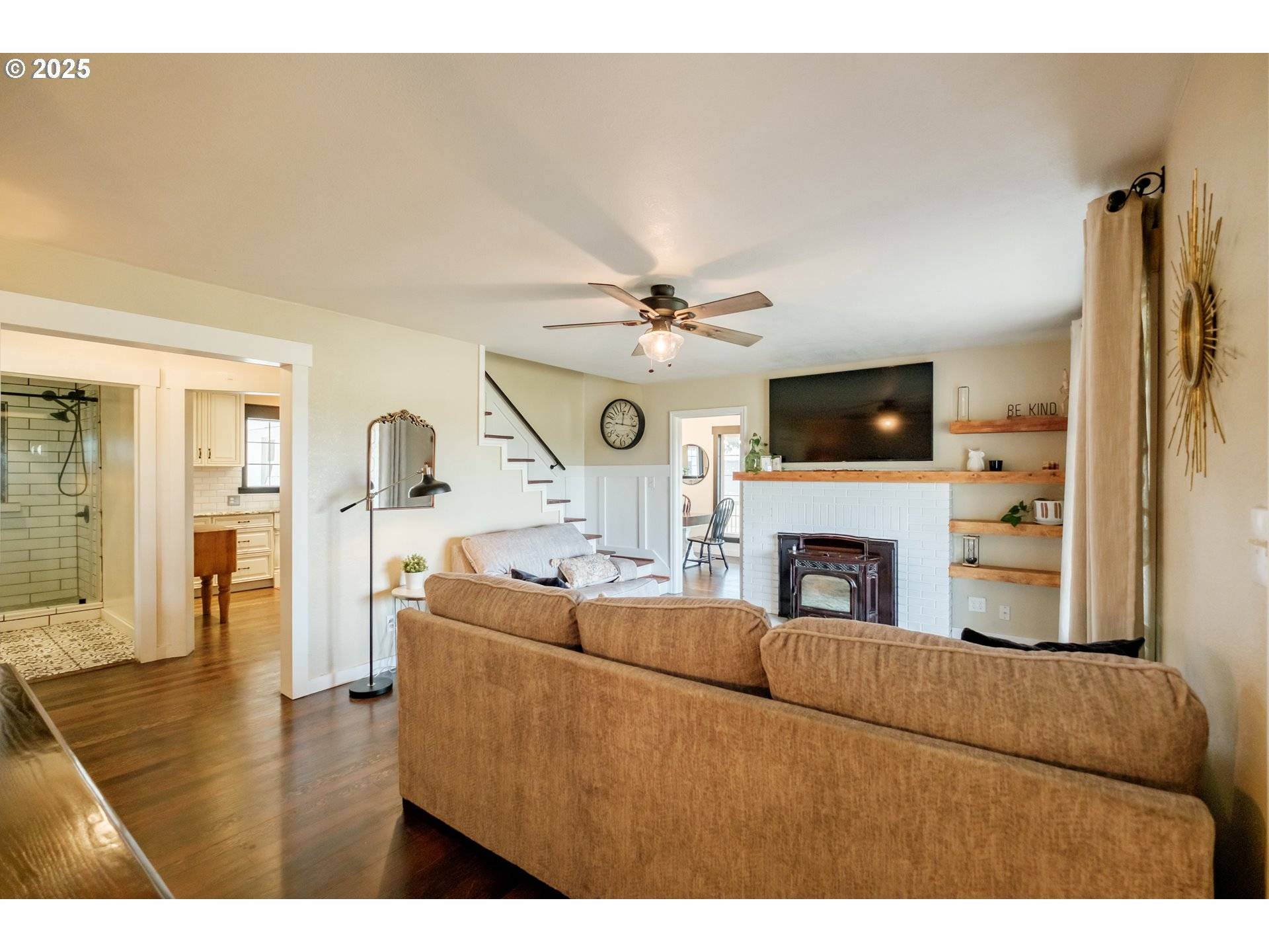 37929 KELLY RD, Scio, OR 97374