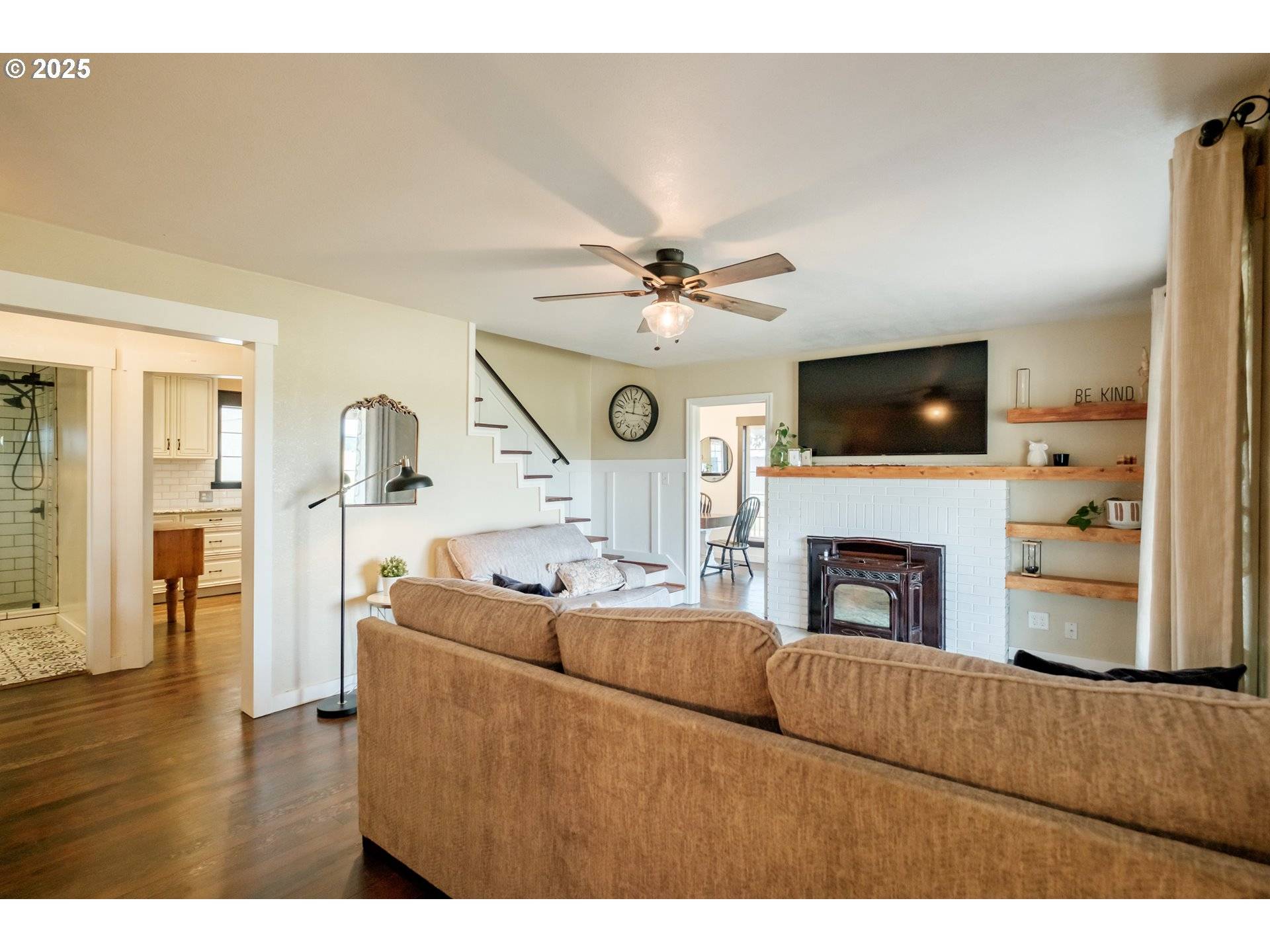 37929 KELLY RD, Scio, OR 97374